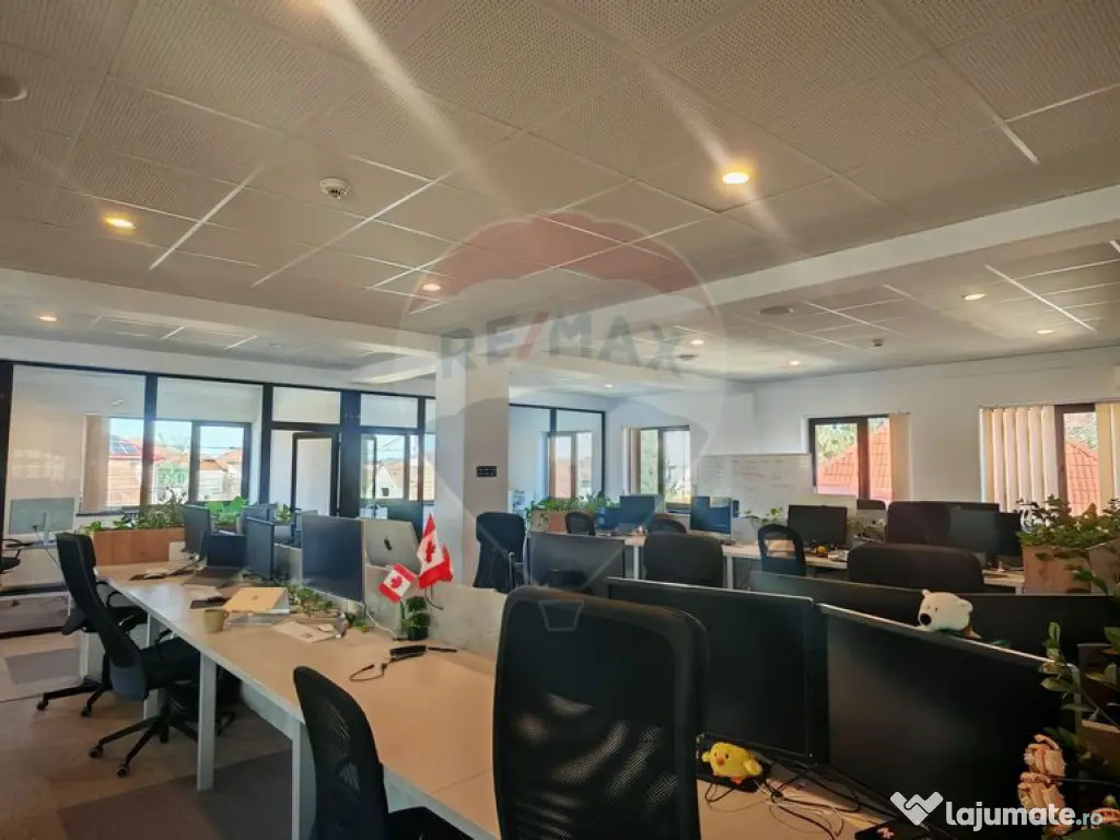 Spațiu de birouri de 943.29mp de vânzare în zona Hipod... 