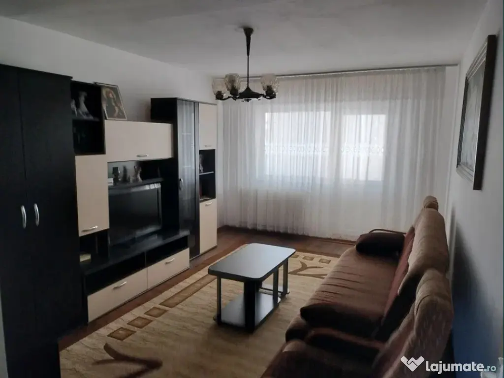 Apartament 2 camere, decomanat - zona Astra 