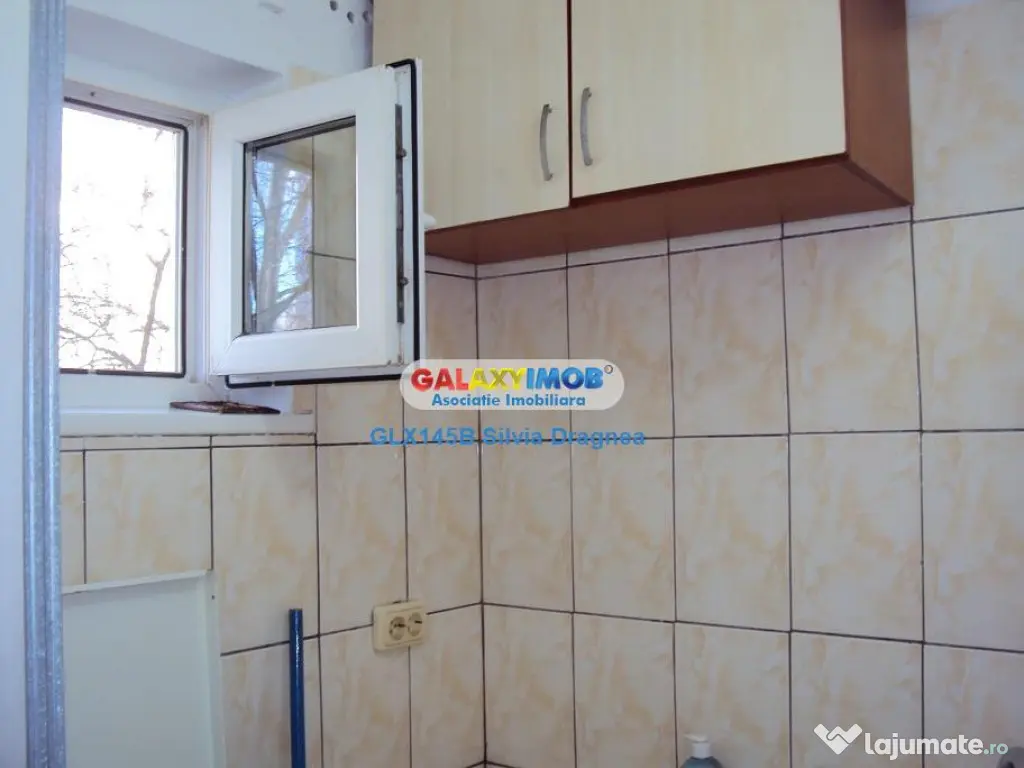 Garsoniera Berceni (Piata Resita) 