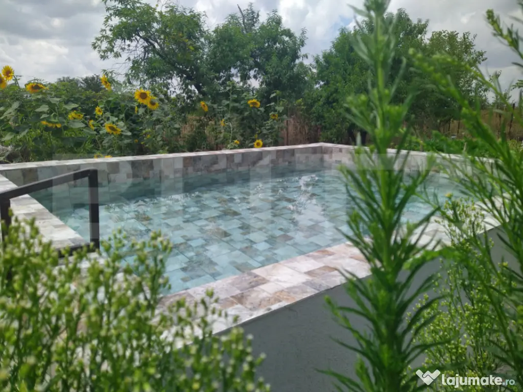 Teren EV și IV cu casă, 29.600 mp, utilități și acces f 