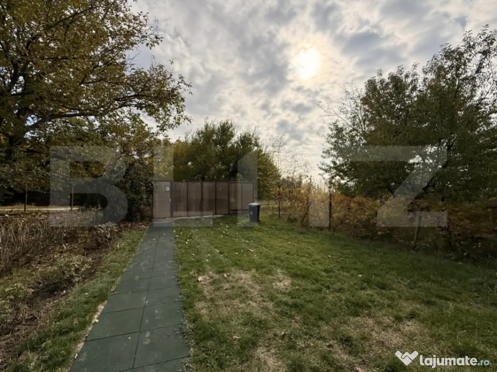 Teren EV și IV cu casă, 29.600 mp, utilități și acces f 