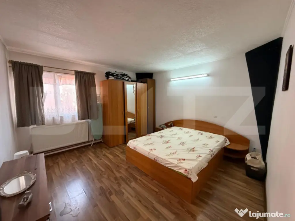 Casă de vânzare Păulești – 4 camere, teren generos 