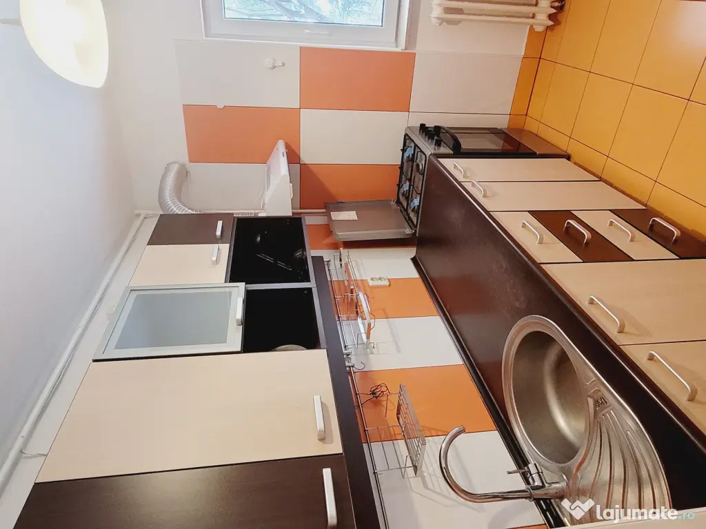 Inchiriez apartament 2 camere Piata Sudului/Soseaua Oltenitei/Sector 4 