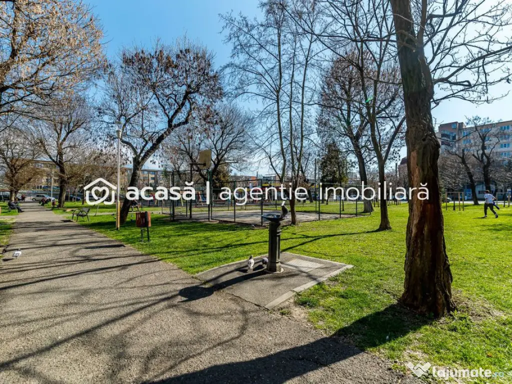 Apartament cu 3 camere în Podgoria Arad, vedere frumoas?... 