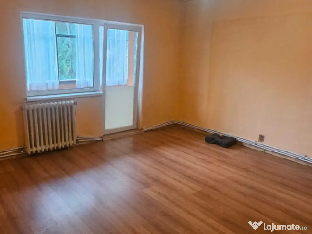 Apartament - 4 camere - Dambul Rotund - Cluj Napoca - comisi 