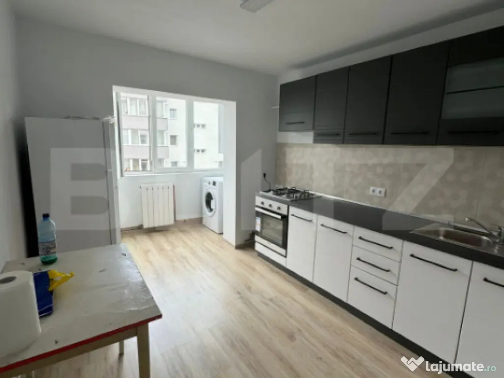 APARTAMENT CU 2 CAMERE , ETAJ 2 , ZONA STEFAN CEL MARE 