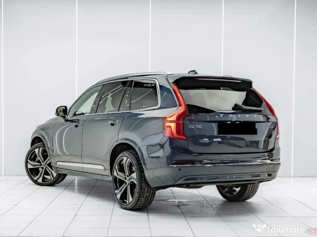 Volvo XC90 2.0 B5 D AWD Ultimate Bright | 7 locuri | 2023 | Stare excelentă 