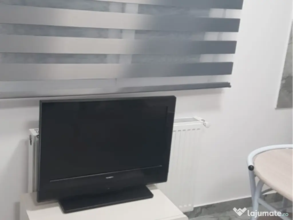 Ofer spre inchiriere garsoniera la casa cu facturi incluse 