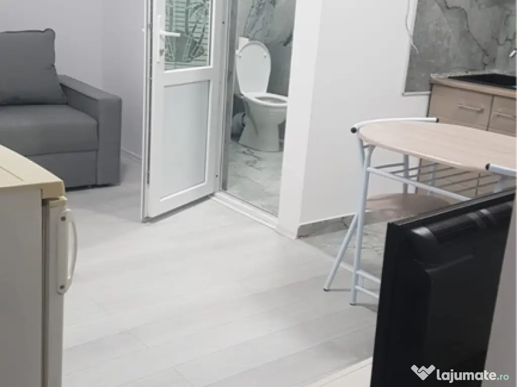 Ofer spre inchiriere garsoniera la casa cu facturi incluse 