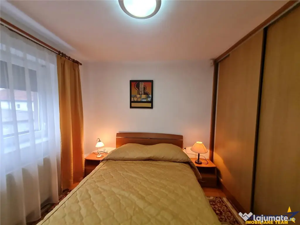 Vila cu 5 camere si garaj propriu, Centrul Istoric Drumul P 