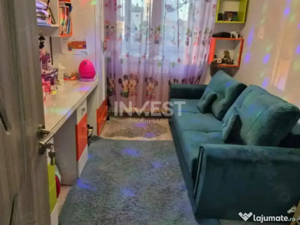 Apartament 3 camere-Podu Ros-Liceul Emil Racovita 