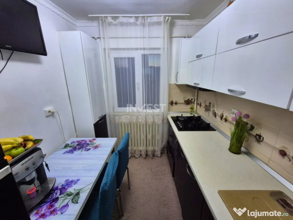 Apartament 3 camere-Podu Ros-Liceul Emil Racovita 