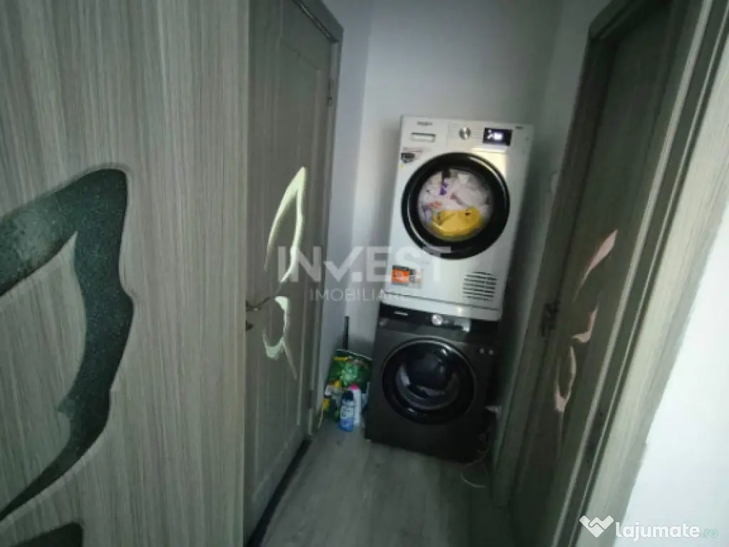 Apartament 3 camere-Podu Ros-Liceul Emil Racovita 