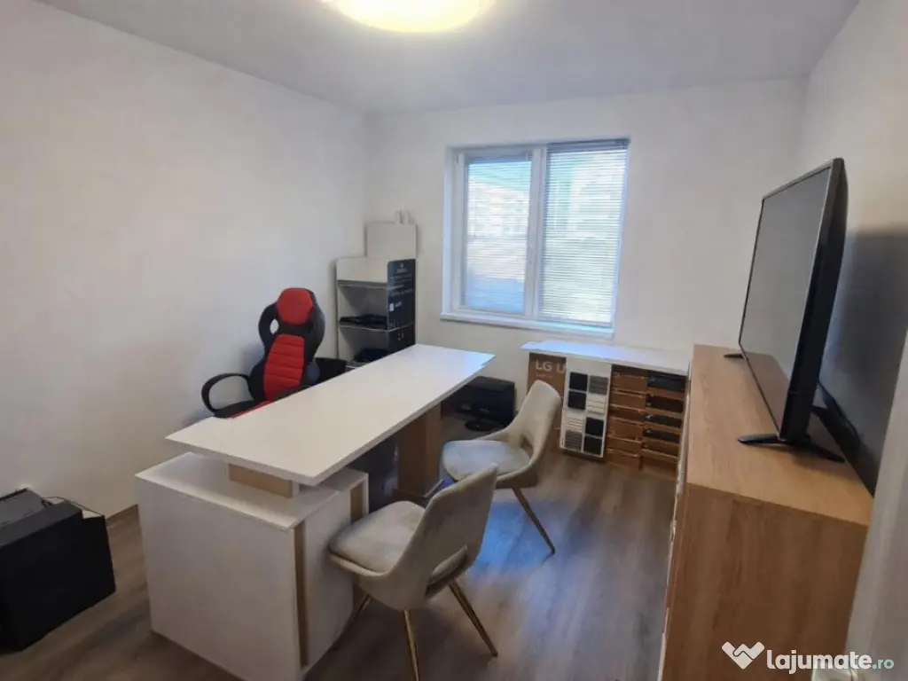 Apartament 3 camere zona Calea Surii Mici 