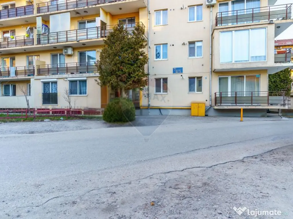 De vanzare, apartament, 2 camere, zona Atelierului de Piz...