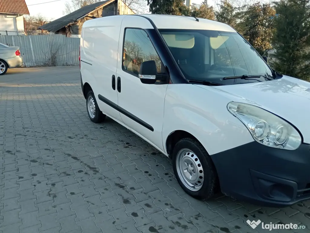 Opel Combo 2016 Motorina euro6 