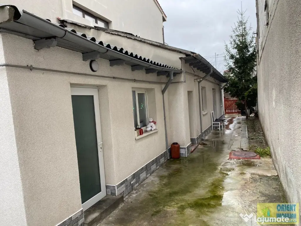 De vanzare casa 3 camere, renovata, zona Coiciu 