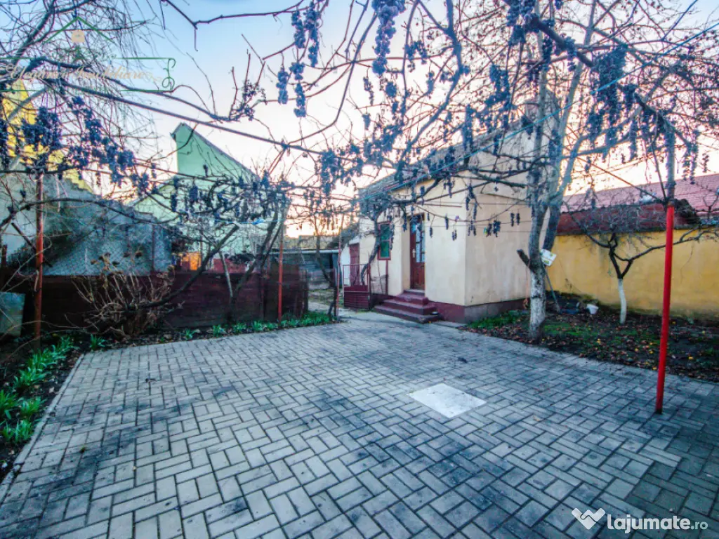 Casa cu 3 camere, zona Gradiste, Arad 