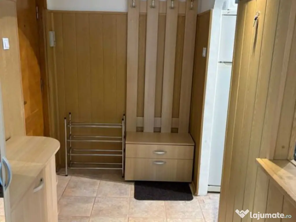 Apartament 2 camere, etaj 1 ,renovat,mobilat,110000 Euro 