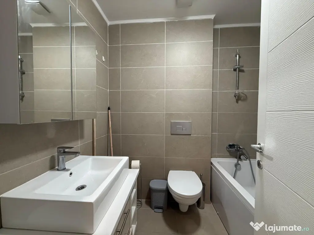 COSMOPOLIS - Garsoniera, mobilata si utila 