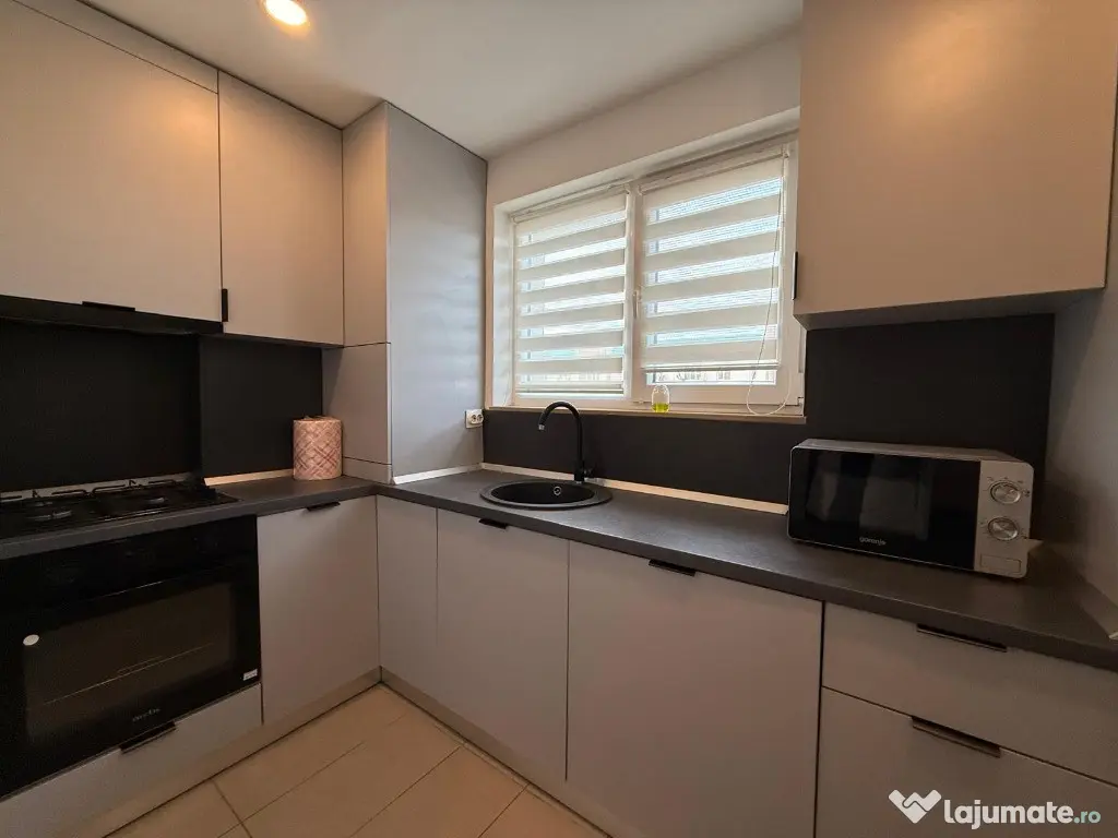 COSMOPOLIS - Garsoniera, mobilata si utila 