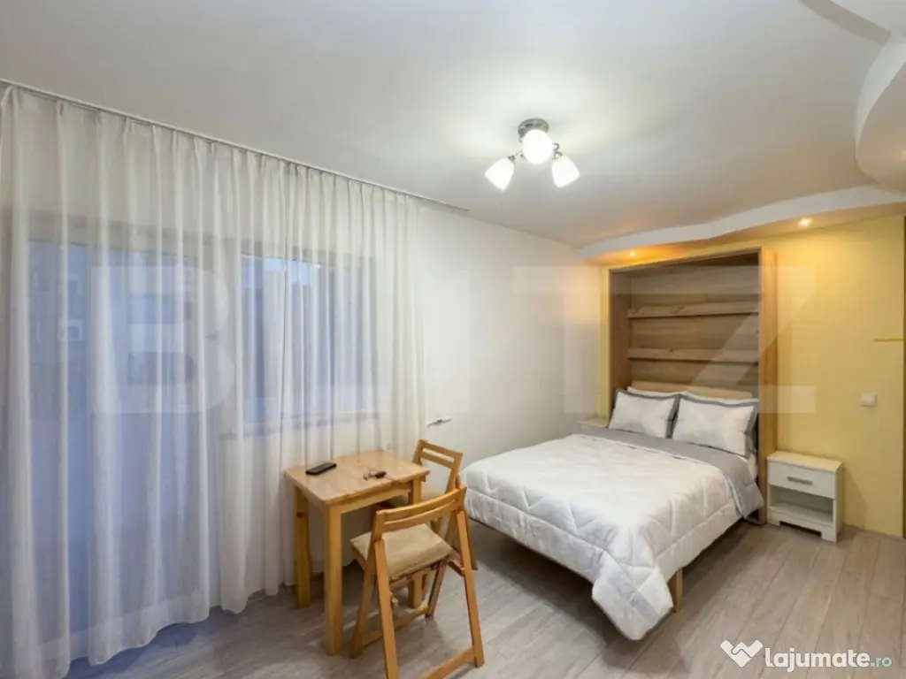 Garsoniera moderna, decomandata, 27 mp, zona: Expo Transilva 