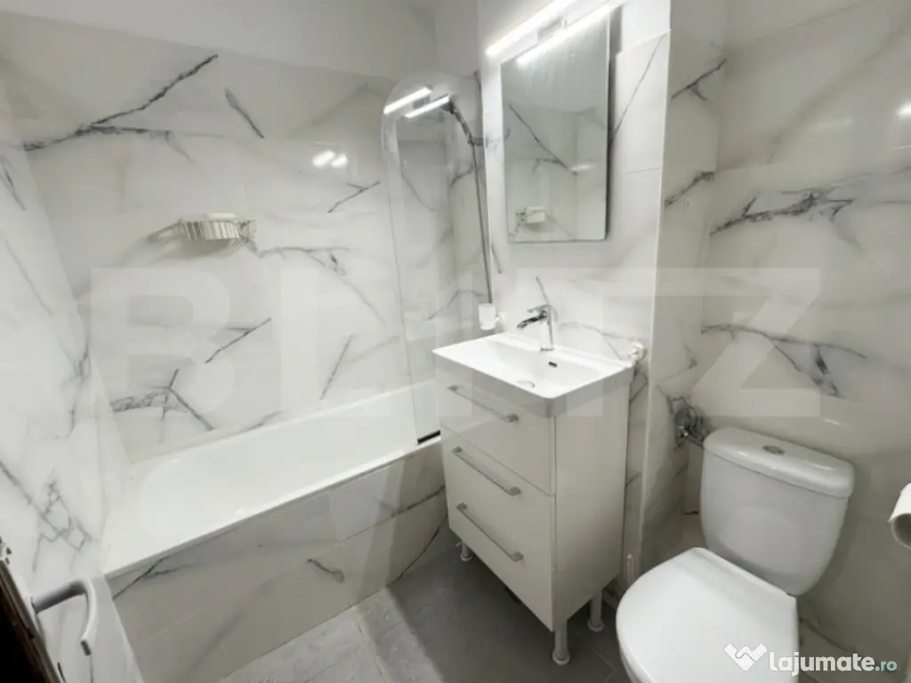 Garsoniera moderna, decomandata, 27 mp, zona: Expo Transilva 