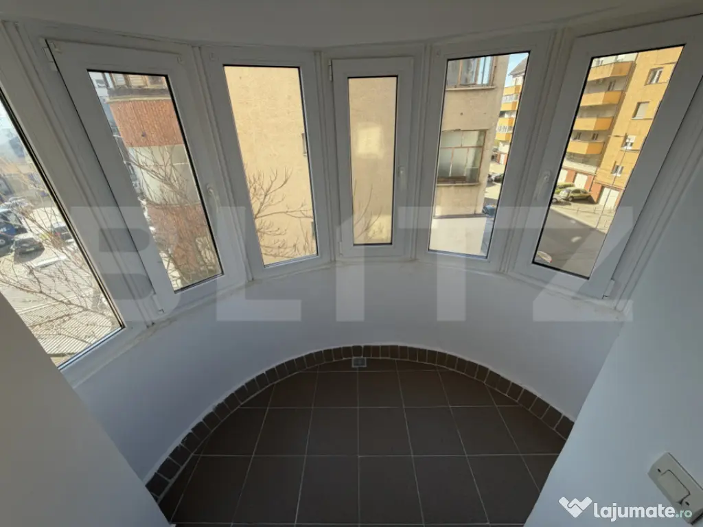 Apartament 2 camere ultracentral, etaj 1, 68 mp, spațios ș 