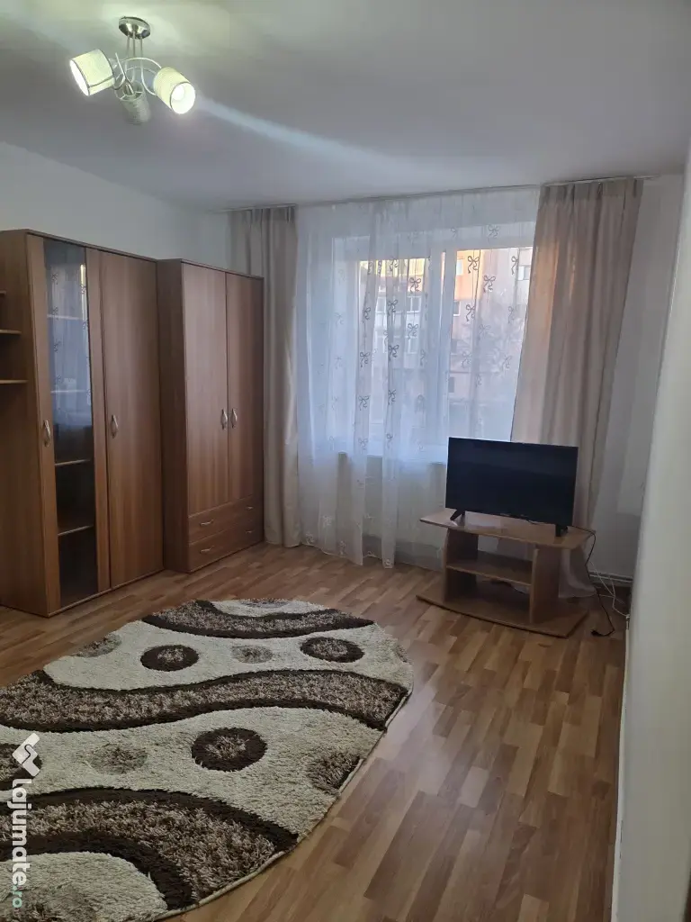 Apartament 2 camere de inchitiat 