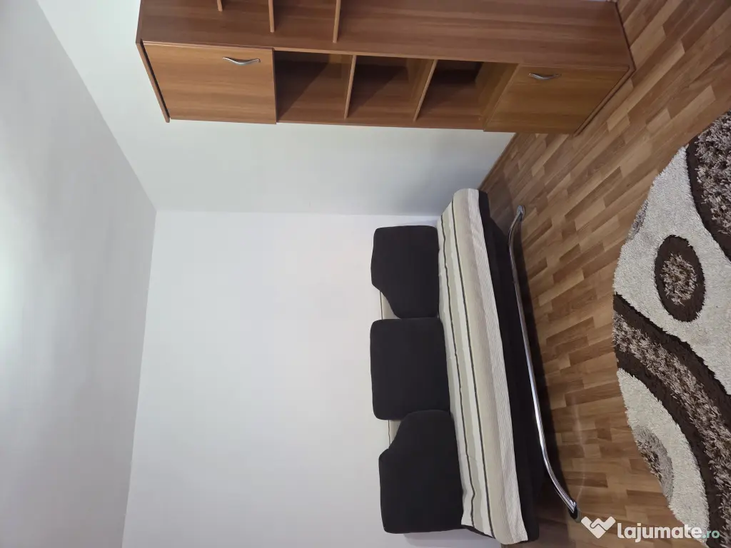 Apartament 2 camere de inchitiat 