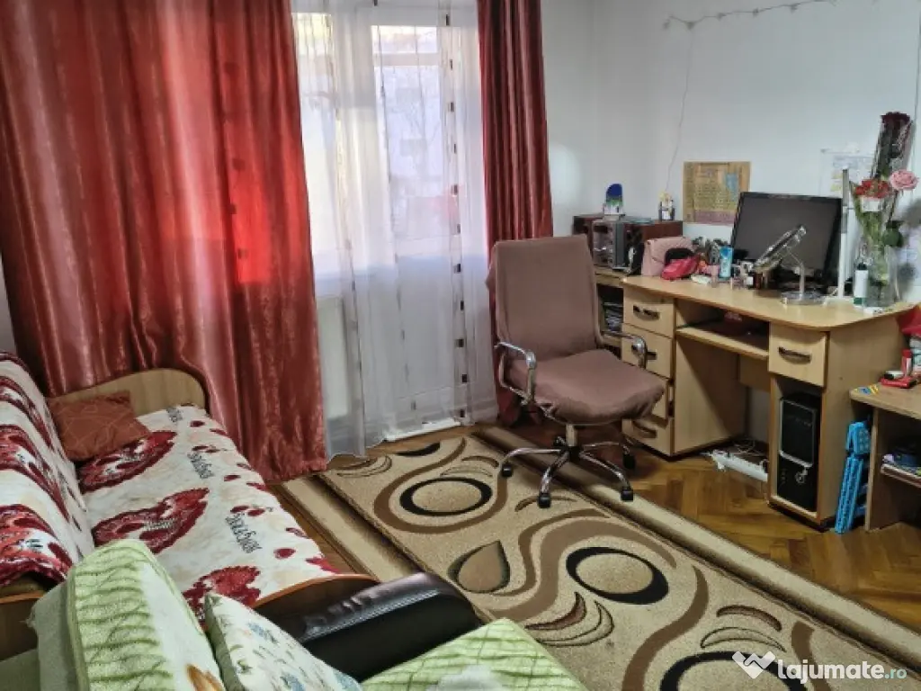 Apartament cu 2 camere ~ zona Balcescu / Piata Crang ~ etaj 1 din 4 