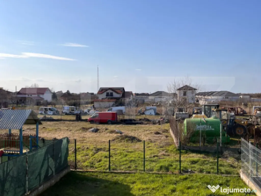 Casă spațioasă P+1 cu garaj și curte generoasă 