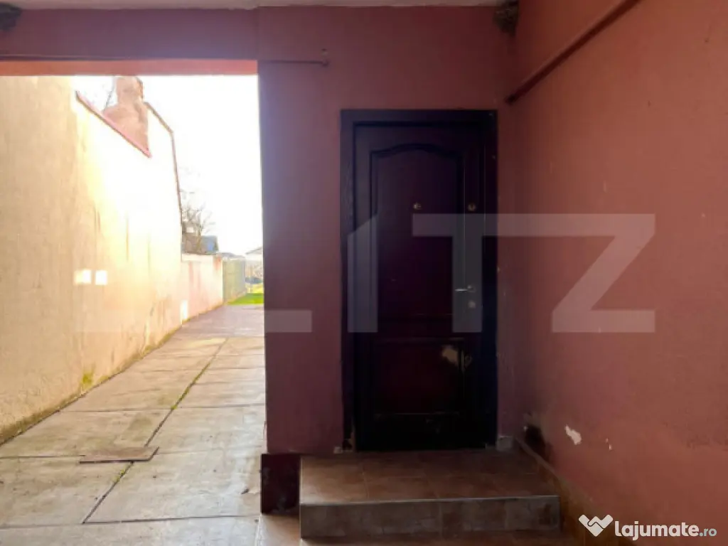 Casă spațioasă P+1 cu garaj și curte generoasă 