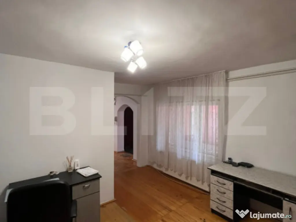 Casă spațioasă P+1 cu garaj și curte generoasă 