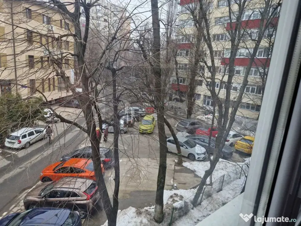 OCAZIE Apartament 3 camere decomandat metrou Soseaua Giur...