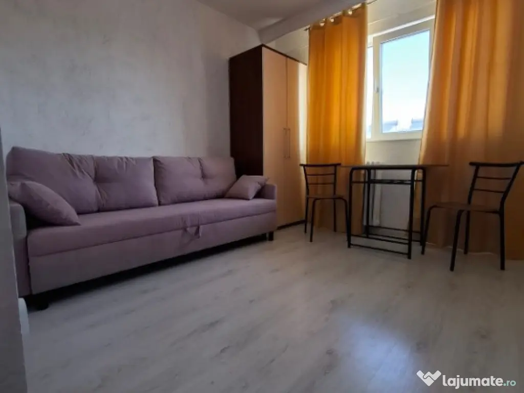 Cameră de cămin cu baie proprie si chirias (250euro) 