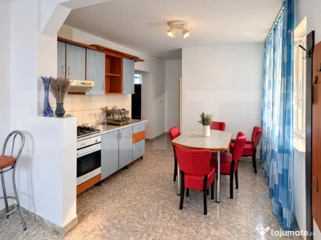 Casă cu teren generos in zona centrala 