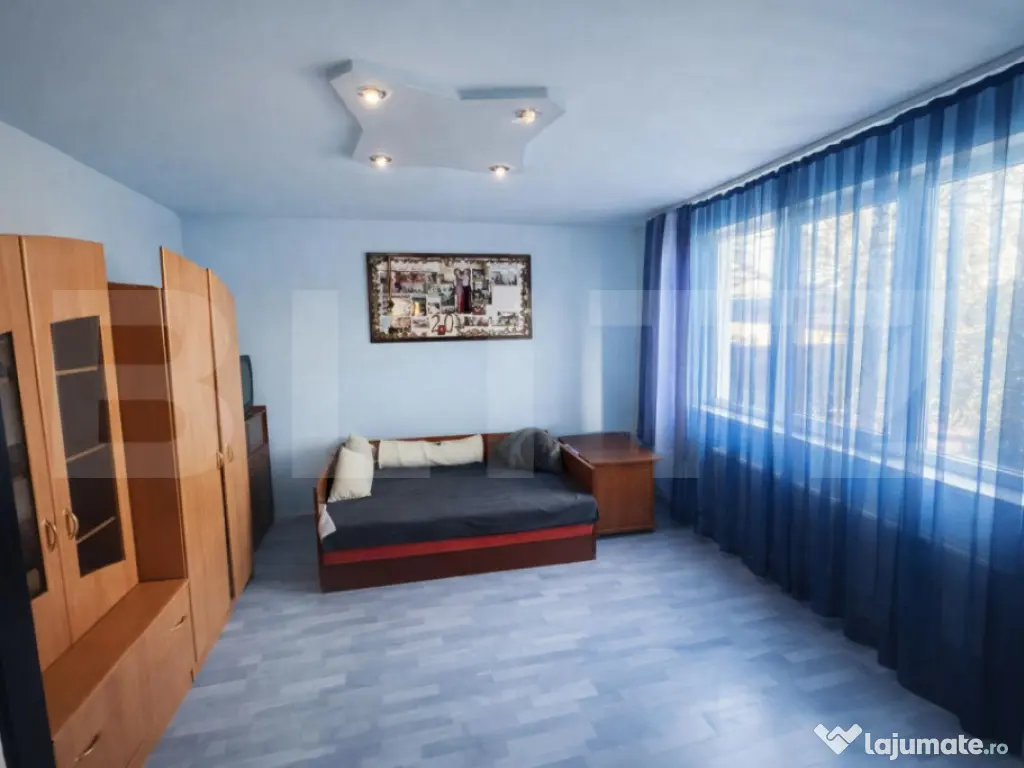 Casă cu teren generos in zona centrala 