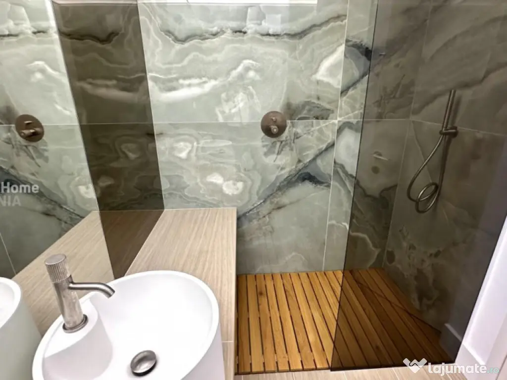 Apartament 3 camere | Prima închiriere | Cortina 126 | Ianc 