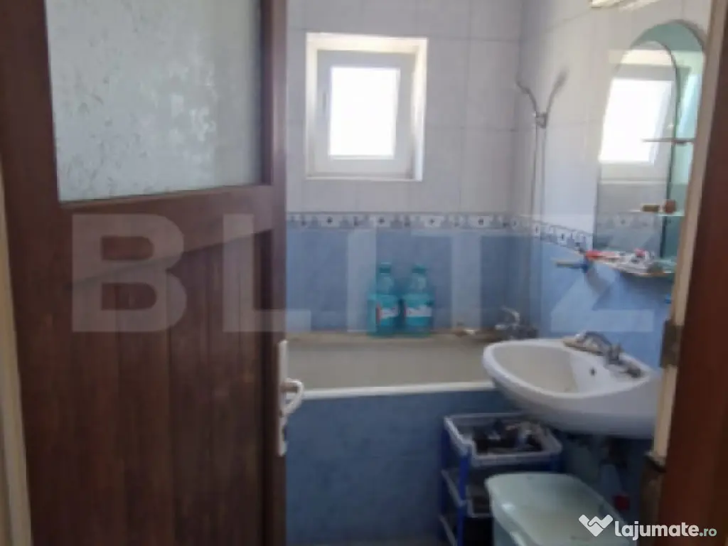 ???? Apartament 3 camere, 67 mp, zonă centrală 