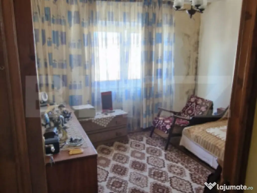 ???? Apartament 3 camere, 67 mp, zonă centrală 