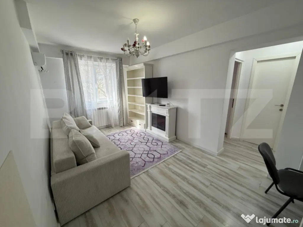 Apartament de 2 camere, 34 mp, renovat complet, zona Pod de 