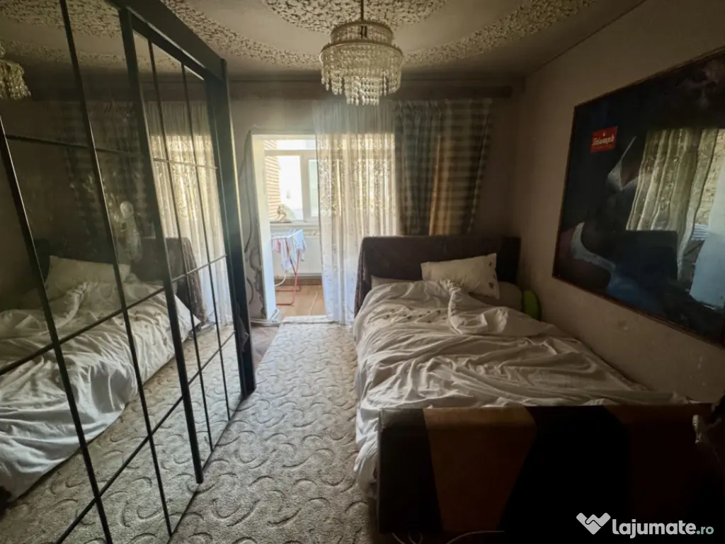 Apartament 3 camere ultracentral etaj 1Simeria 