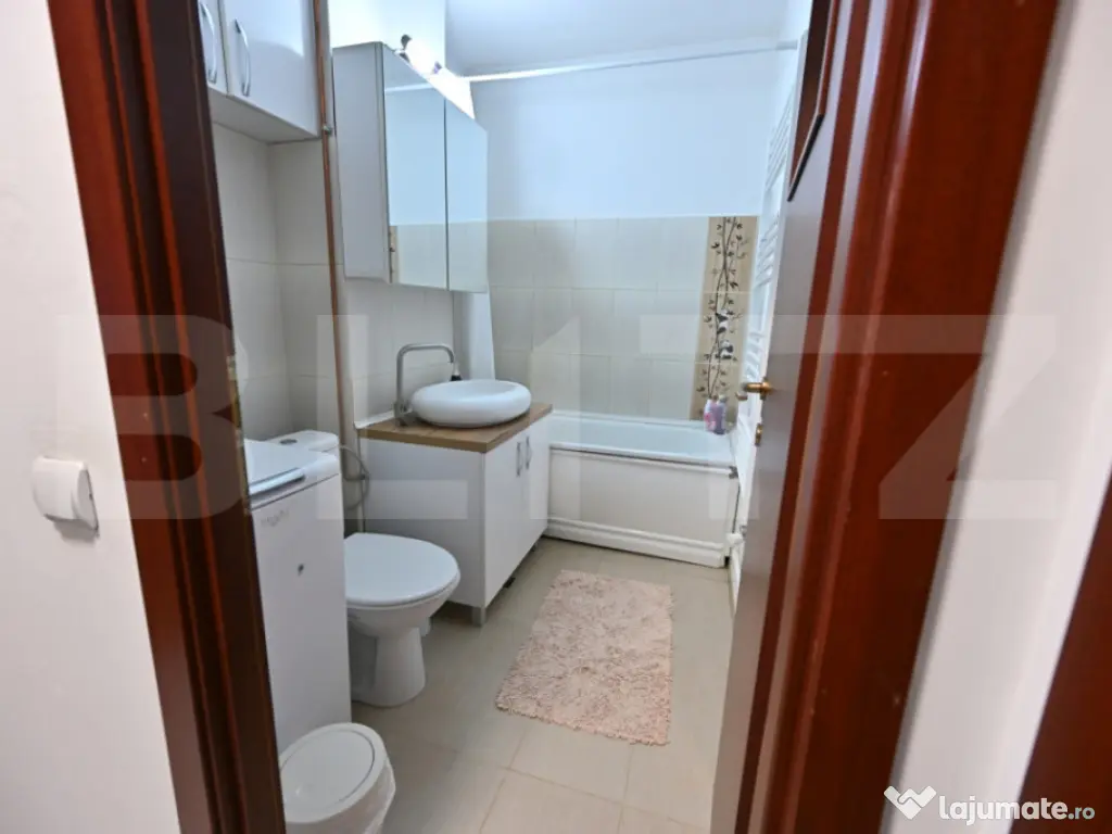 Apartament cu 2 camere, decomandat, 63,5 mp, cartier Veteran 