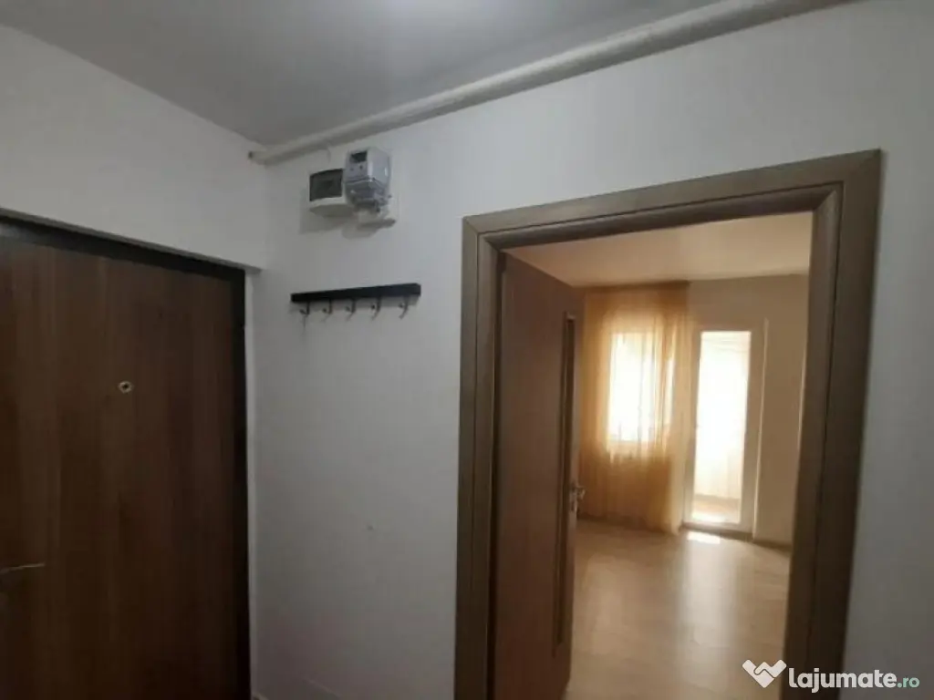 Piata sudului decomandat parter 