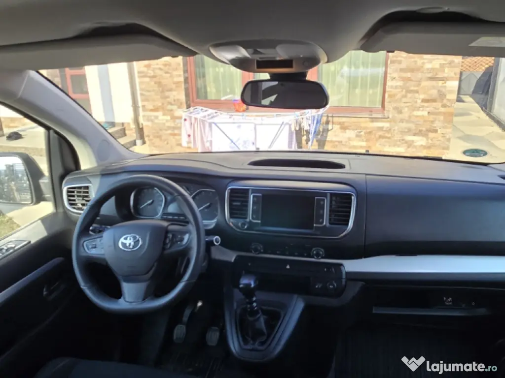 Toyota proace verso an 2019 