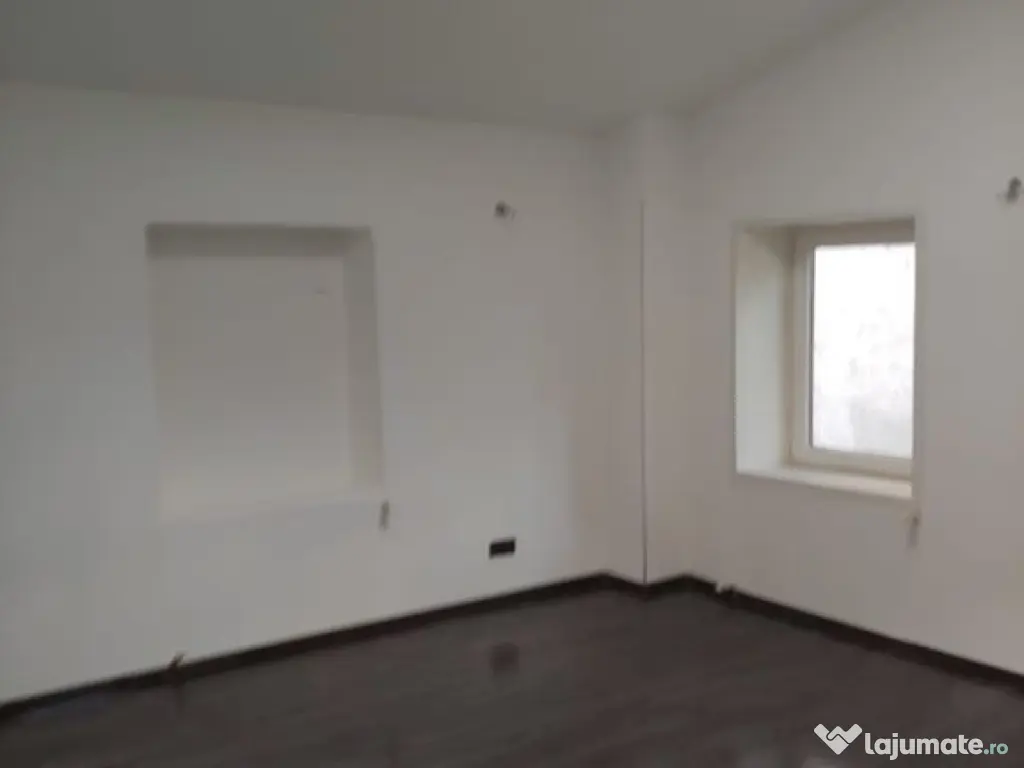 Spatiu comercia ,birouri 120 mp Dacia 