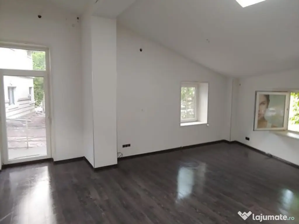 Spatiu comercia ,birouri 120 mp Dacia 