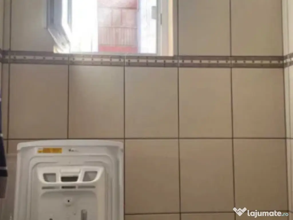 Apartament 2 camere, decomandat - zona Garii 