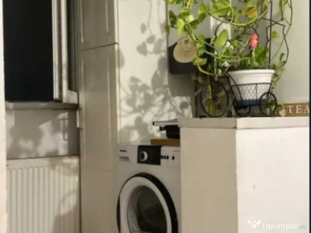 Apartament 2 camere, decomandat - zona Garii 